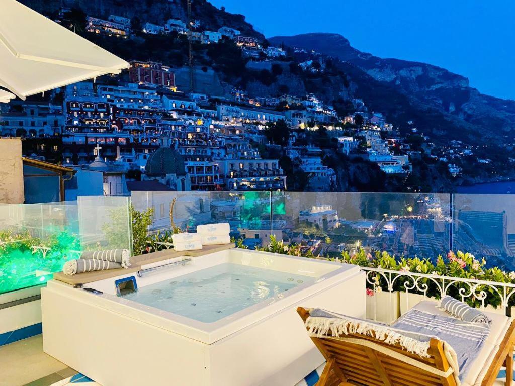 Villa Diamond Luxury Suite Positano Eksteriør billede